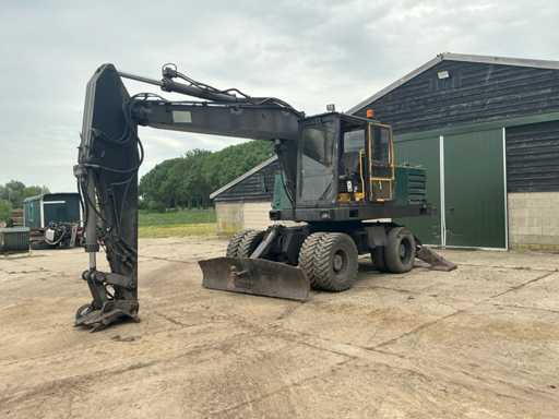 1998 Volvo EW200 Wheeled Excavator