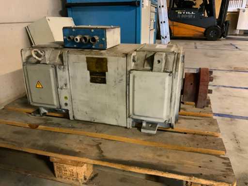 Moteur électrique ABB DMP 180 4-M 72KW