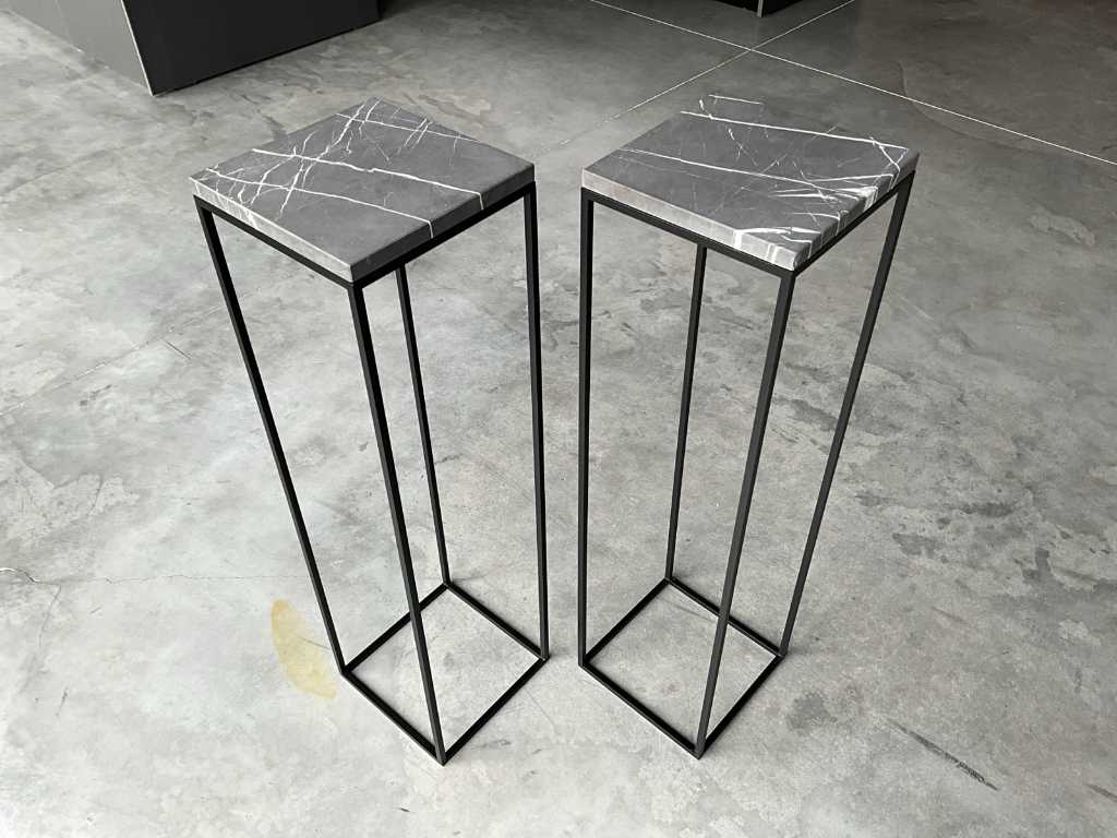 2x Side table
