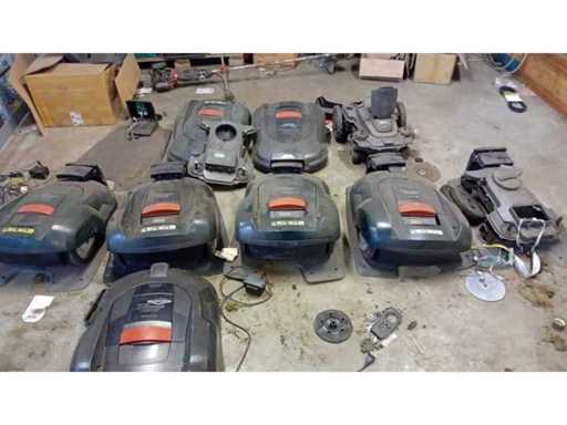 Mașina robotizată de tuns iarba Husqvarna