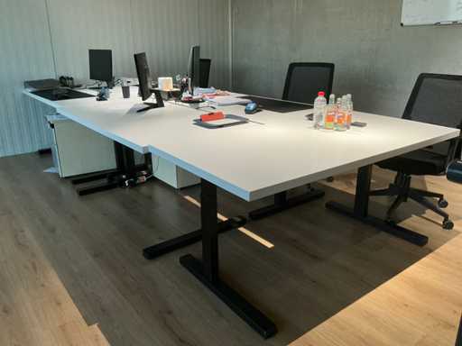 Volledige inhoud kantoorruimte 1e verdiep