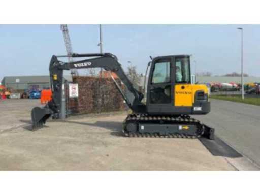 deb79afd-cb74-4848-a391-811f4ae34576.mp4