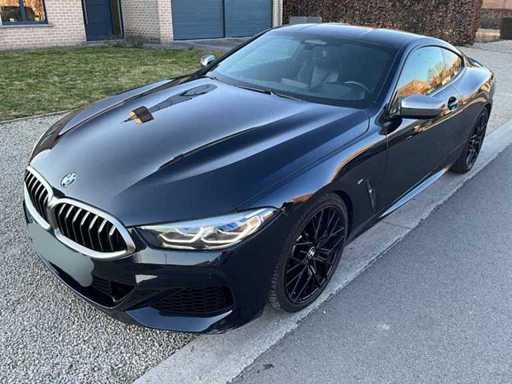 2021 BMW M850i xDrive V8 coupe
