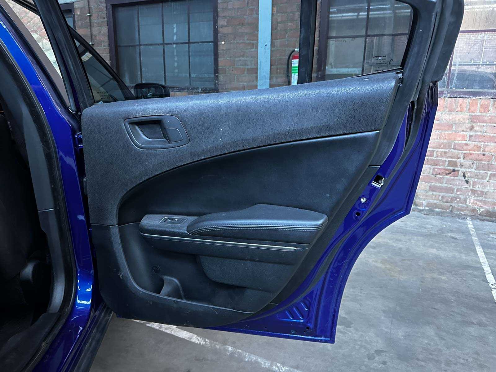 Dodge Charger Police HEMI 5.7 V8 375pk 2015