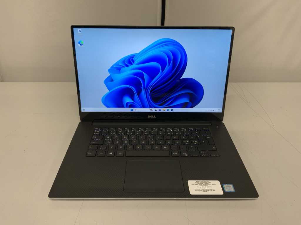 Dell XPS 15 9560 (i7) Laptop