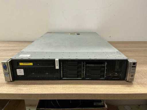 Serverul HP DL380E gen8