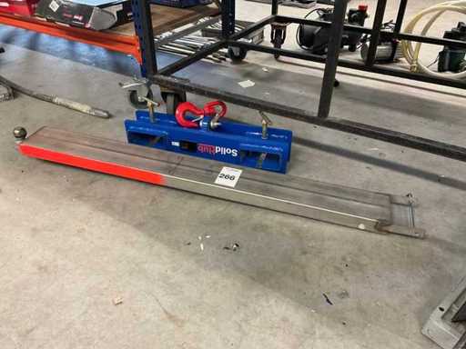 Solid hub Forklift load hook
