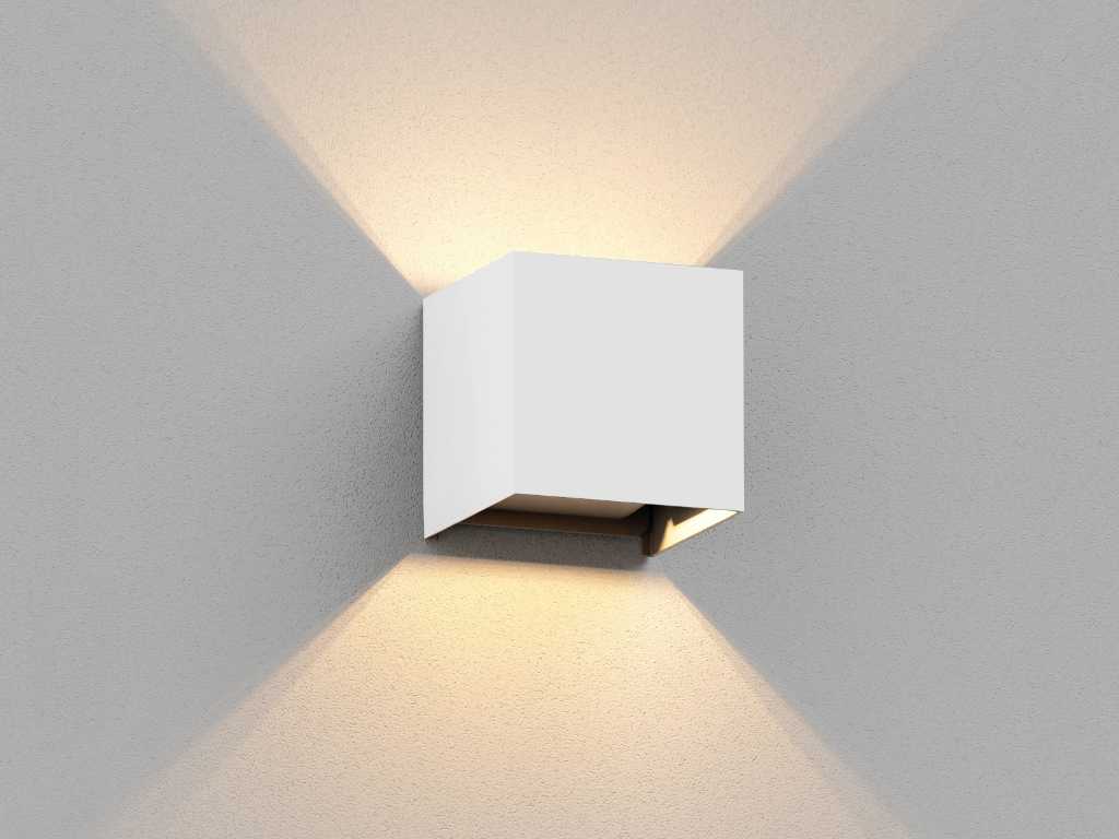 8 x Cube Motion wall fixtures white