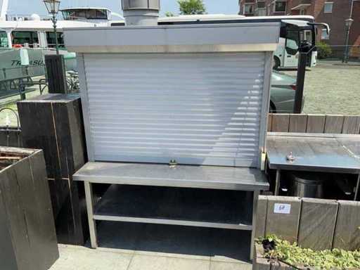 Mobili di distribuzione in acciaio inox per terrazze con tapparelle a scorrimento