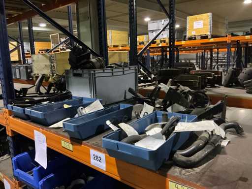 Man Party Supports, Reservoirs and Servo Lines