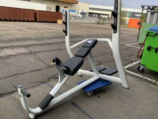 Technogym Selection line incline bench press Krachtstation