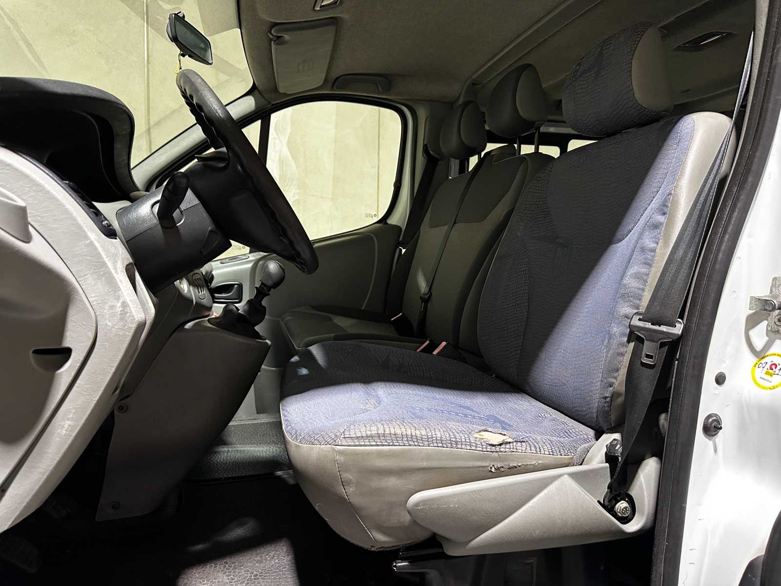 Renault Trafic Combi 2.5 dCi L2H1 9-Persoons 135pk 2004 (Origineel-NL), 50-PR-RN