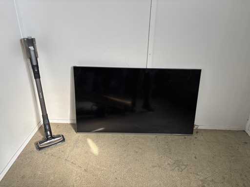 Samsung OLED S90D TV | Philips Steelstofzuiger