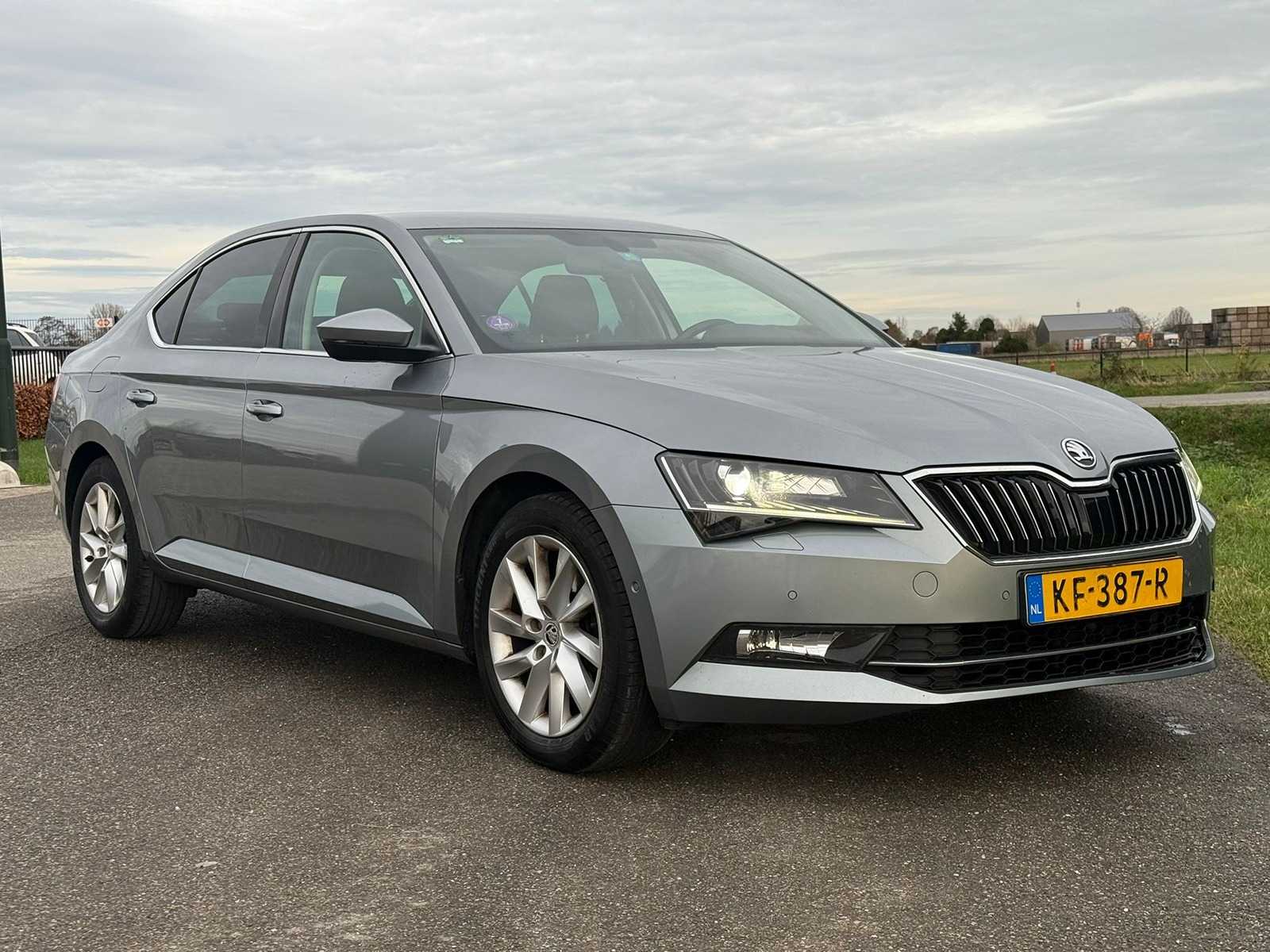 Skoda Superb 1.4 TSI ACT Styl Bns 2016 | KF-387-R iaw