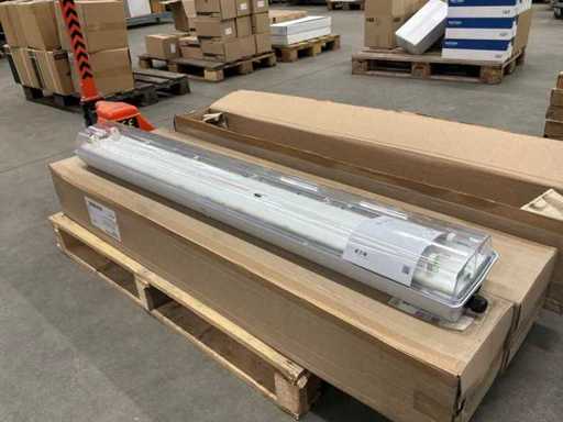 Lampada a soffitto industriale Eaton Crouse Hinds (3x)