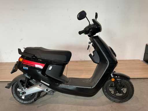 2021 Niu Moped MQi Sport E-Roller