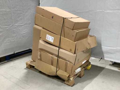 Palet cu diverse piese de mașină