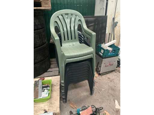 Plastic Patio Chair (10x)