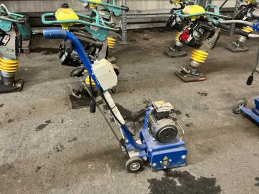 2015 Blastrac BMP-215 E Motoculteur