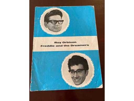Gesigneerd programmaboekje Roy Orbison Freddy and the Dreamers