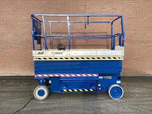 Podnośnik koszowy JLG 3246 ES 2009