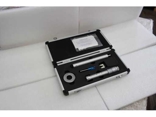 FREUTEK SDM0060 3-Point Inside Micrometer 20-25 x 0.05 mm