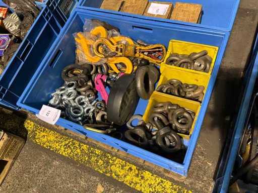 Lot d’équipements de levage