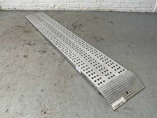 2023 MetalMec MM014S0.30.20 Rampa załadunkowa