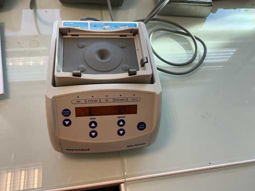 EPPENDORF MIXMATE Microplate Stirrer