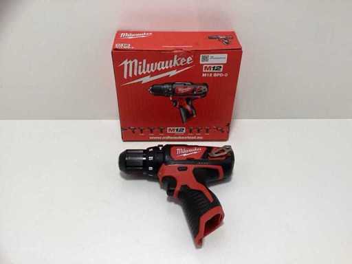 Milwaukee M12 BPD-0 Drill