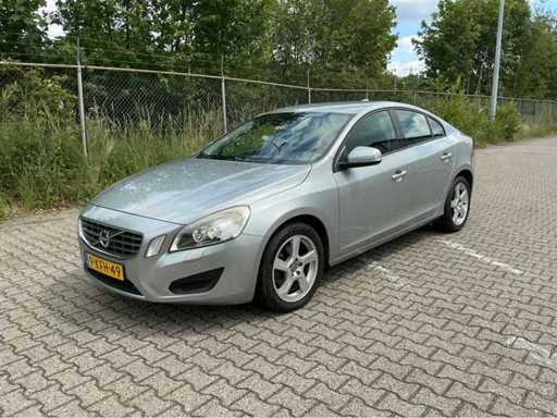 2013 Volvo S60 1.6 T3 Kinetic Passenger Car