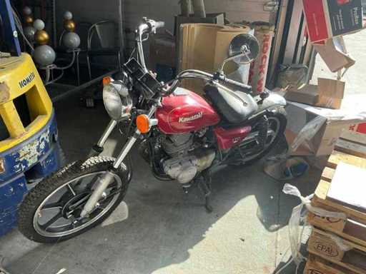 Motocykl Kawasaki LTD250