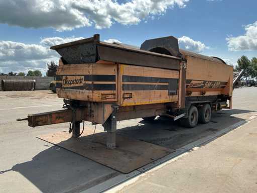 2008 Doppstadt SM-620 profi Mobile drum screening system