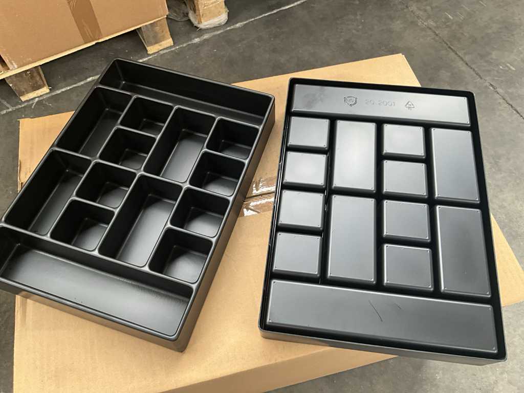 Approx. 310 various PVC sorting trays UTZ 20-2001-20, 20-2005-1