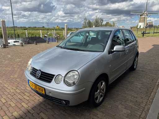 Volkswagen Polo 1.4-16V Highline Clima 88-JF-HV