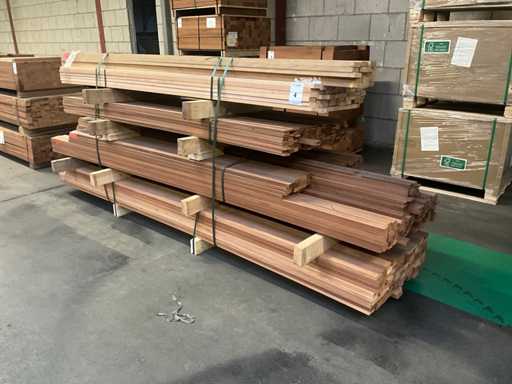 Lotto di doghe di legno duro