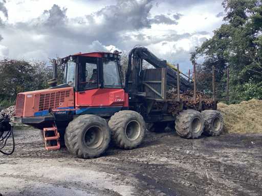 2003 Valmet 840.2 Transporteur