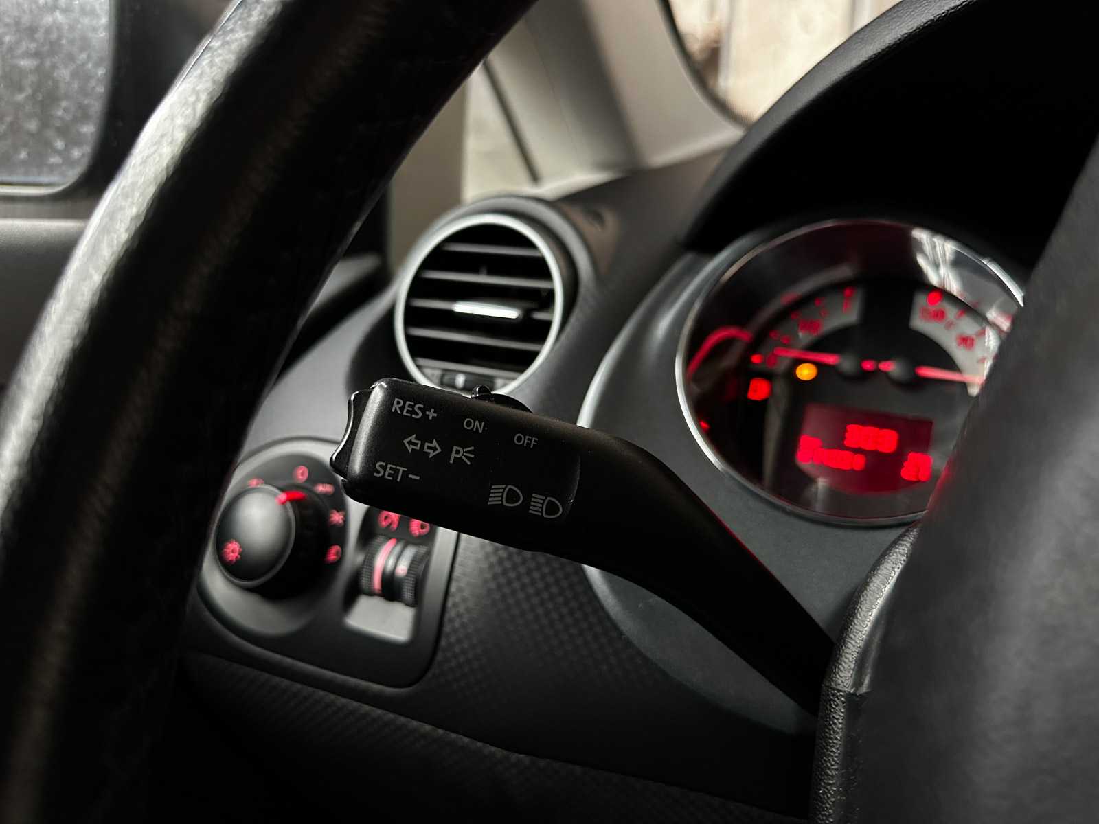 SEAT Altea XL 1.6 Stylance 105pk 2007 (Origineel-NL), 29-XJ-RH