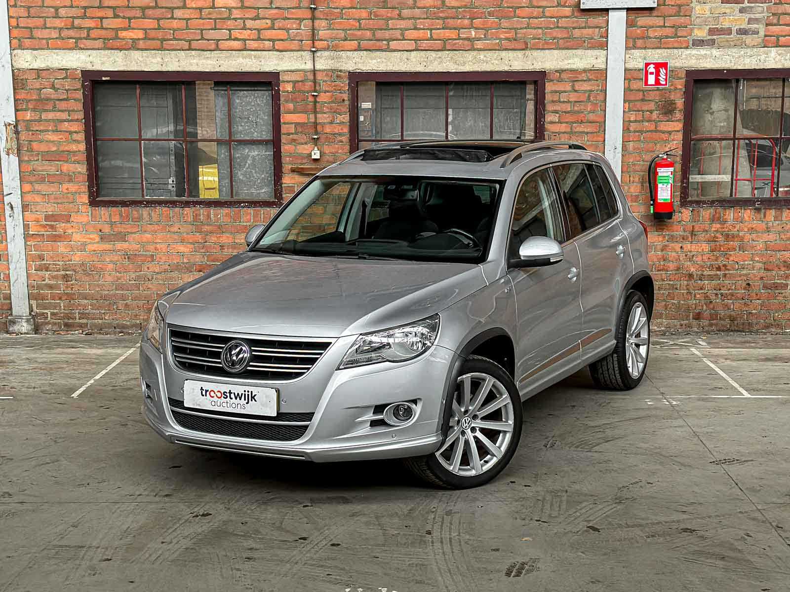 Volkswagen Tiguan 2.0 TSI Sport&Style 4Matic R-Line 170hp 2010, 21-KJR-3 Youngtimer