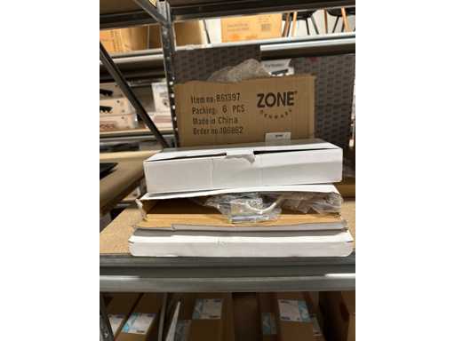 Residual woodwork varia lighting and bathroom material