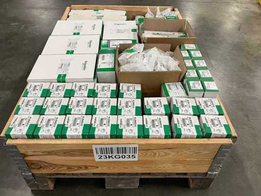 Schneider Electric - Partij installatiemateriaal & componenten & electronica
