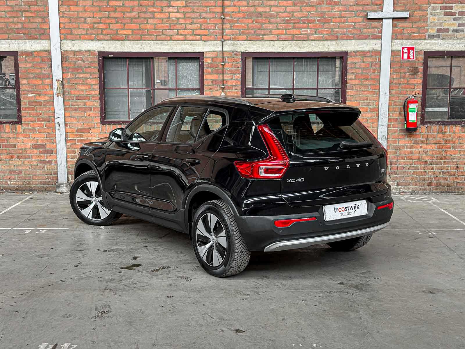 Volvo XC40 2.0 B3 Mild-Hybrid 163pk 2024