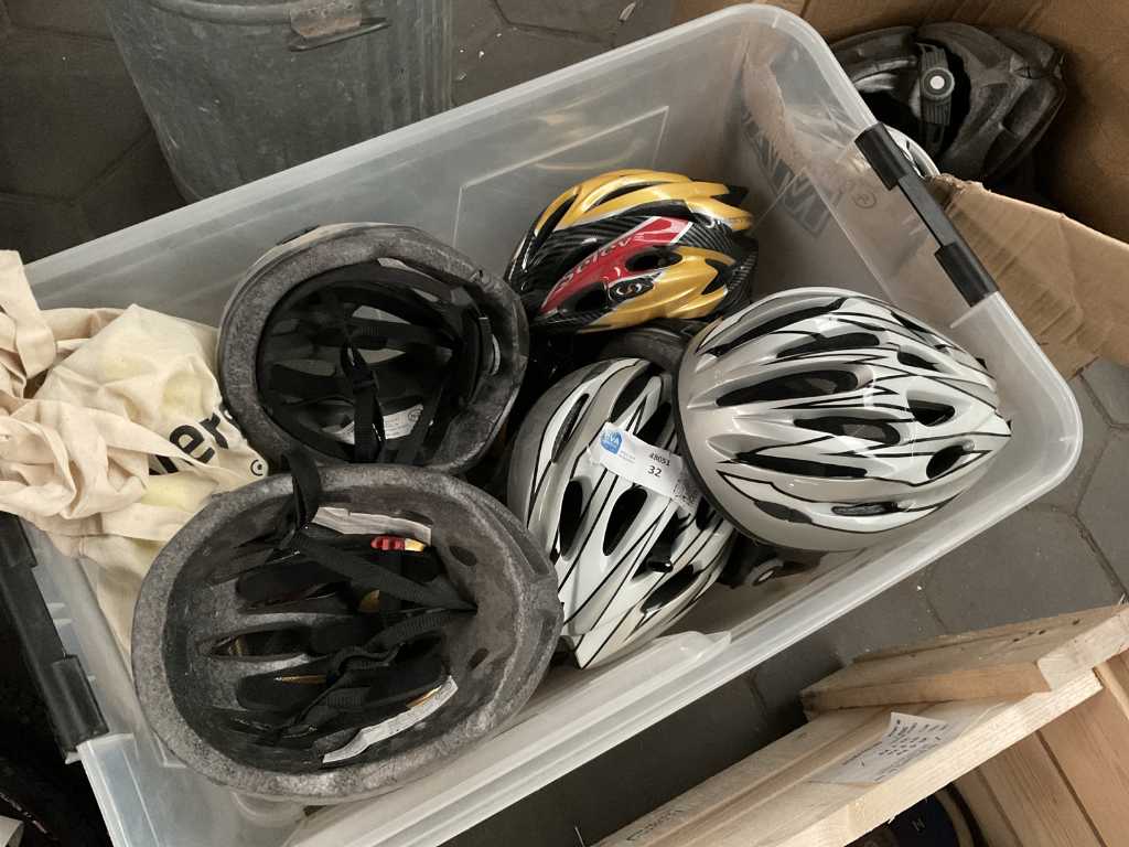 Bicycle helmets (20x)