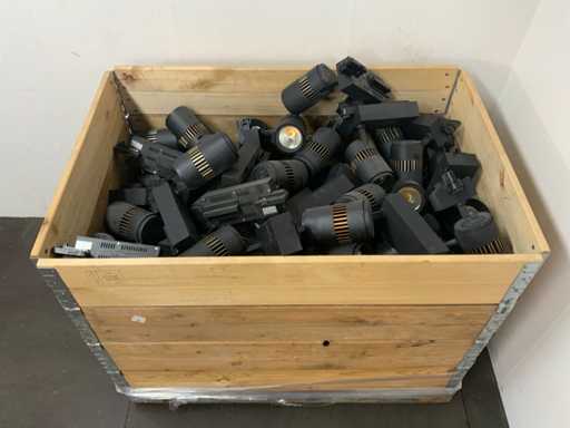 Spot di illuminazione per il negozio Railstraler Baseline 3000Lm con rotaie