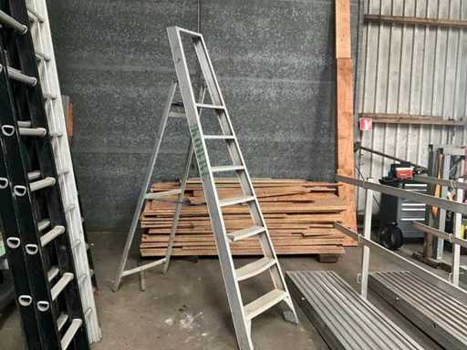 Scala pieghevole SOLID