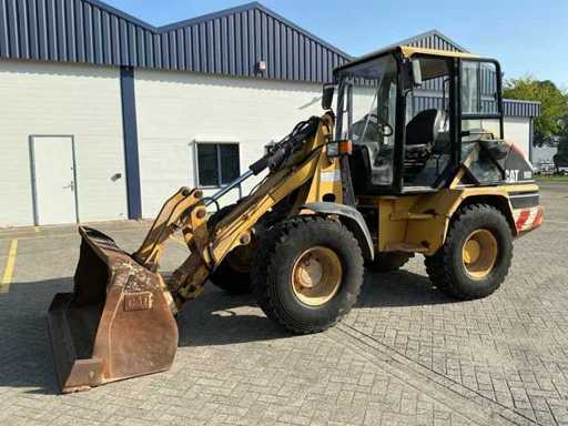 Lopata Caterpillar 908 din 2000