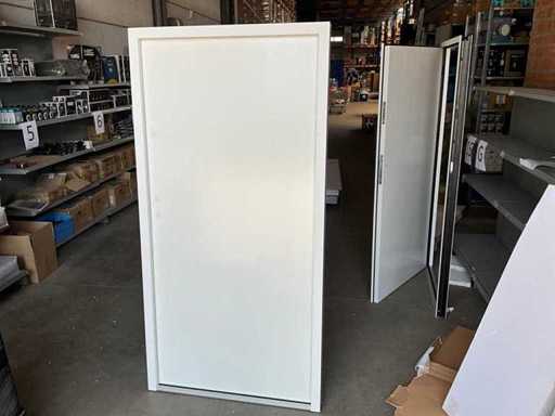 Porte Turenwerke avec cadre blanc