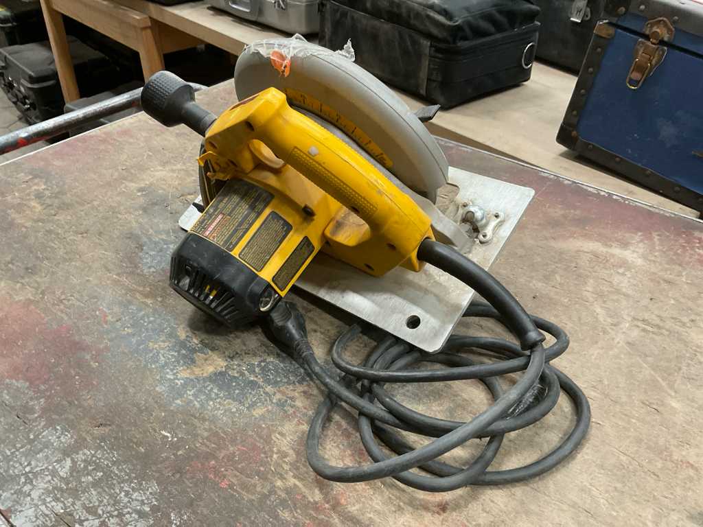 Dewalt dw384 deals