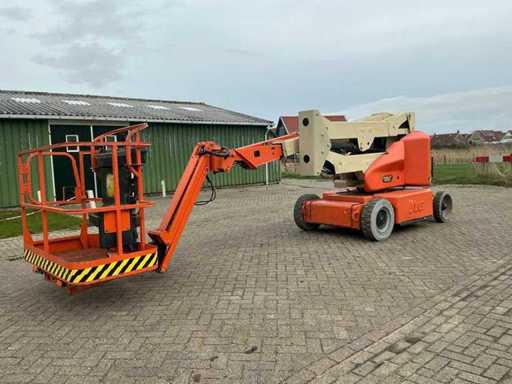 2007 JLG E400AJPN Flugplattform