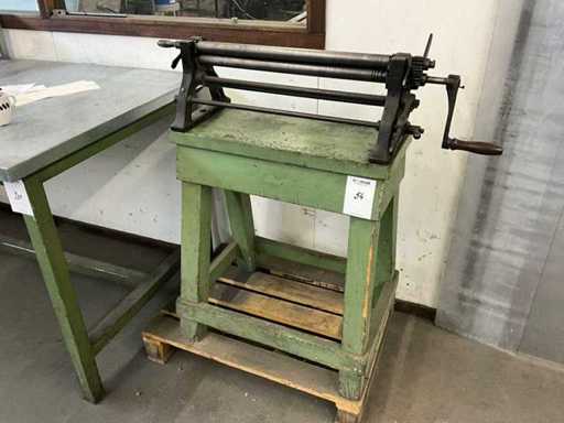 Rouleau en tôle portative